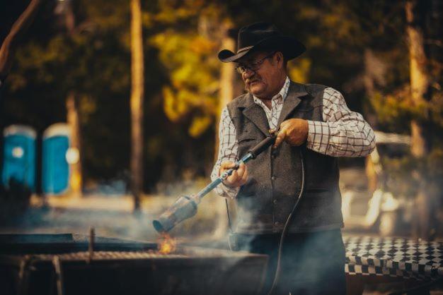 David Thompson Resort Cline River Екстериор снимка